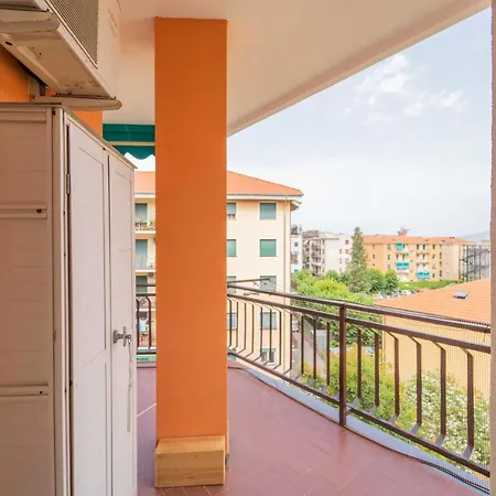 Apartment 193 - Casa Via Della Chiusa - Centralissimo E Vicino Baia Del Silenzio, E Mare 150m - Parcheggio Gratis Incluso E Aria Condizionata