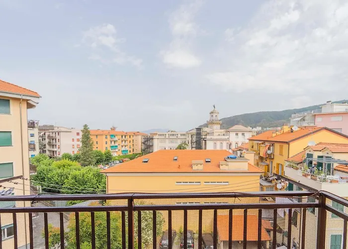 193 - Casa Via Della Chiusa - Centralissimo E Vicino Baia Del Silenzio, E Mare 150m - Parcheggio Gratis Incluso E Aria Condizionata *