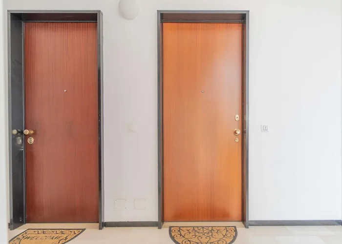 193 - Casa Via Della Chiusa - Centralissimo E Vicino Baia Del Silenzio, E Mare 150m - Parcheggio Gratis Incluso E Aria Condizionata Apartamento *