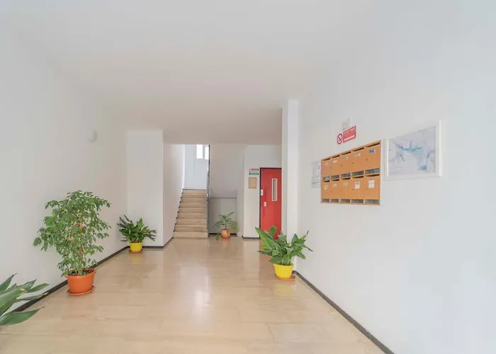 Apartamento 193 - Casa Via Della Chiusa - Centralissimo E Vicino Baia Del Silenzio, E Mare 150m - Parcheggio Gratis Incluso E Aria Condizionata *