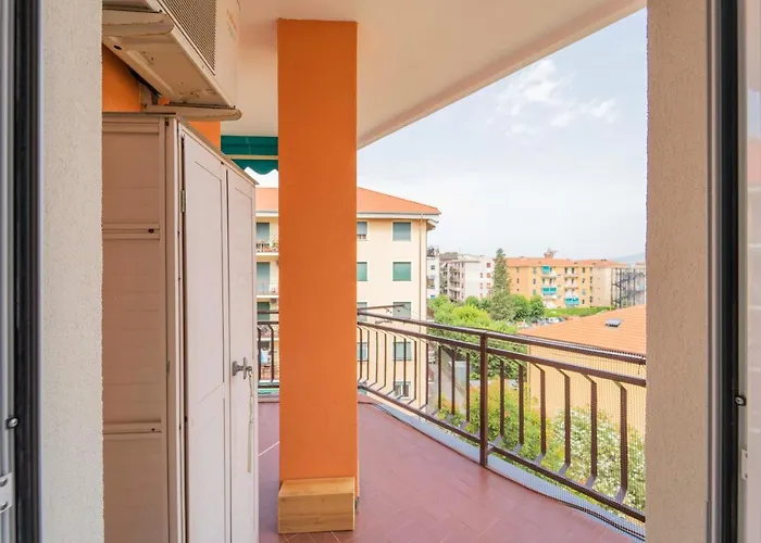 Lejlighed 193 - Casa Via Della Chiusa - Centralissimo E Vicino Baia Del Silenzio, E Mare 150m - Parcheggio Gratis Incluso E Aria Condizionata