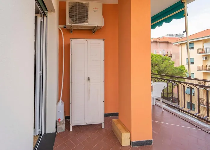 Lejlighed 193 - Casa Via Della Chiusa - Centralissimo E Vicino Baia Del Silenzio, E Mare 150m - Parcheggio Gratis Incluso E Aria Condizionata