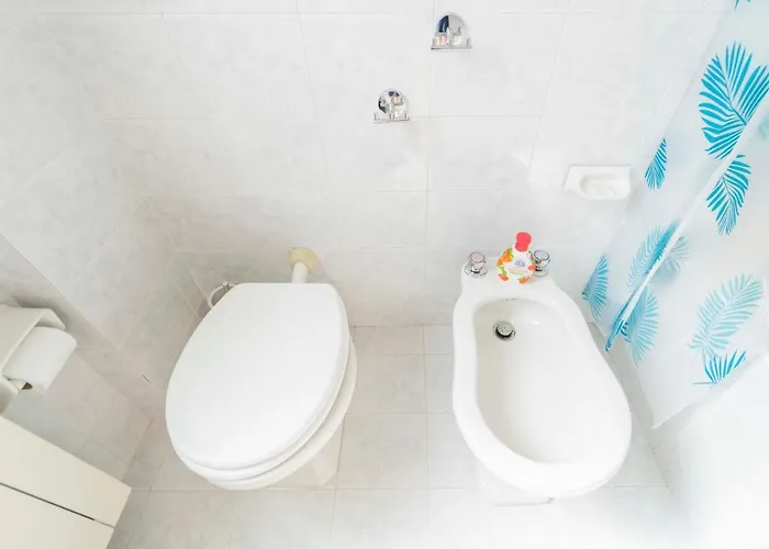 Lejlighed 193 - Casa Via Della Chiusa - Centralissimo E Vicino Baia Del Silenzio, E Mare 150m - Parcheggio Gratis Incluso E Aria Condizionata