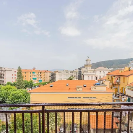 193 - Casa Via Della Chiusa - Centralissimo E Vicino Baia Del Silenzio, E Mare 150m - Parcheggio Gratis Incluso E Aria Condizionata *