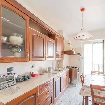 193 - Casa Via Della Chiusa - Centralissimo E Vicino Baia Del Silenzio, E Mare 150m - Parcheggio Gratis Incluso E Aria Condizionata *