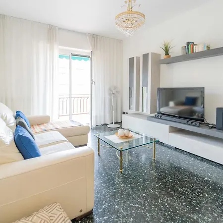 193 - Casa Via Della Chiusa - Centralissimo E Vicino Baia Del Silenzio, E Mare 150m - Parcheggio Gratis Incluso E Aria Condizionata *