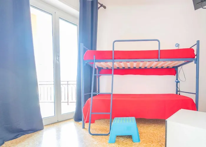 193 - Casa Via Della Chiusa - Centralissimo E Vicino Baia Del Silenzio, E Mare 150m - Parcheggio Gratis Incluso E Aria Condizionata